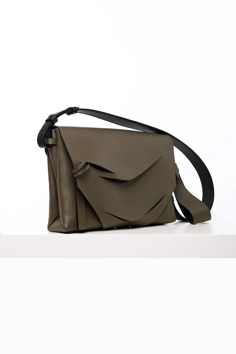 Boomerang Hybrid Bag - Large - Olive (Oil Green)