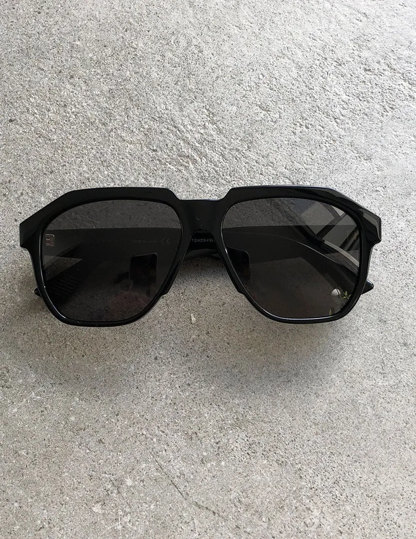 BV 1034S Sunglasses, Black (G)