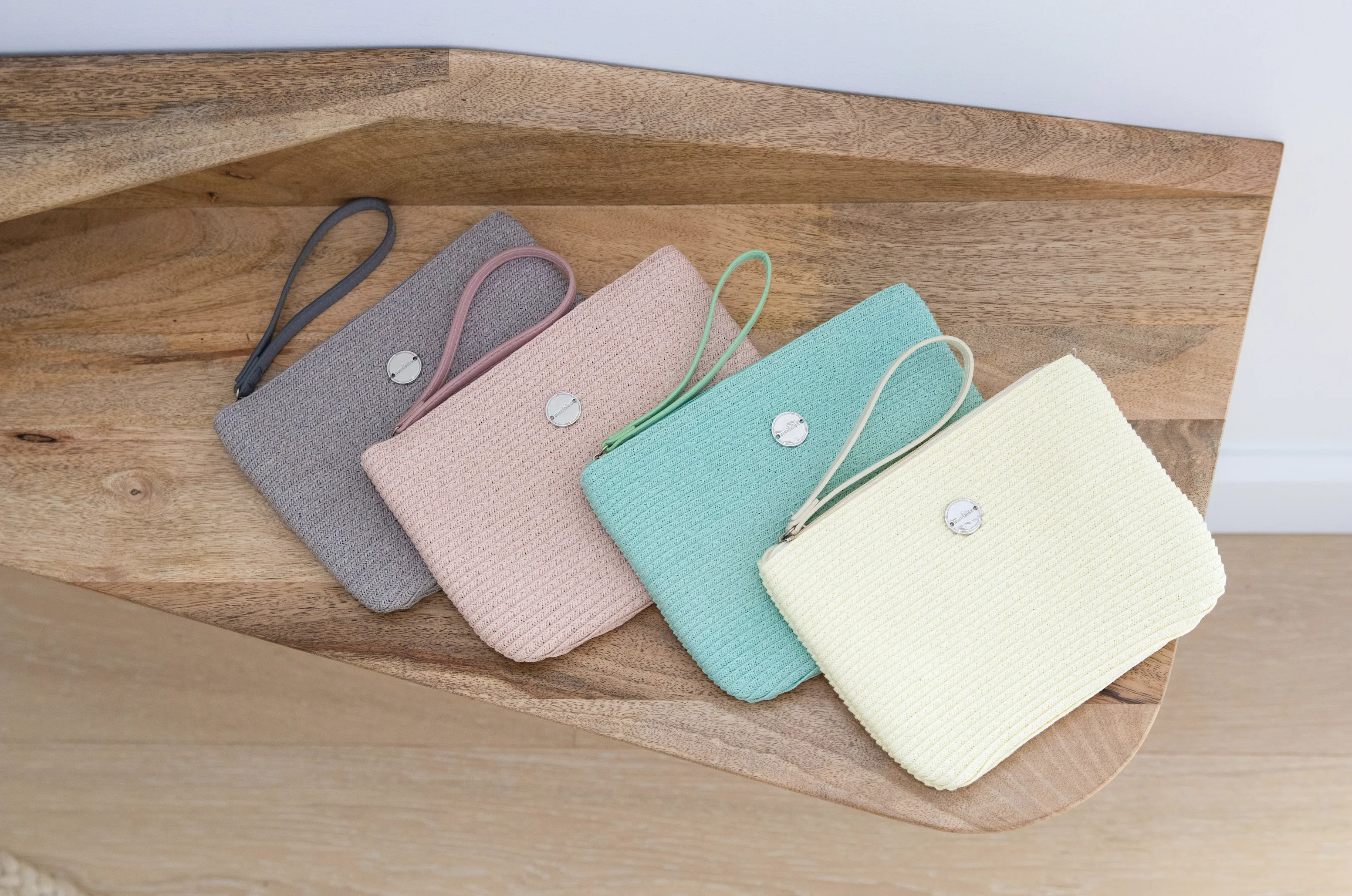 Gelatodaise Zip Purse (Aqua)