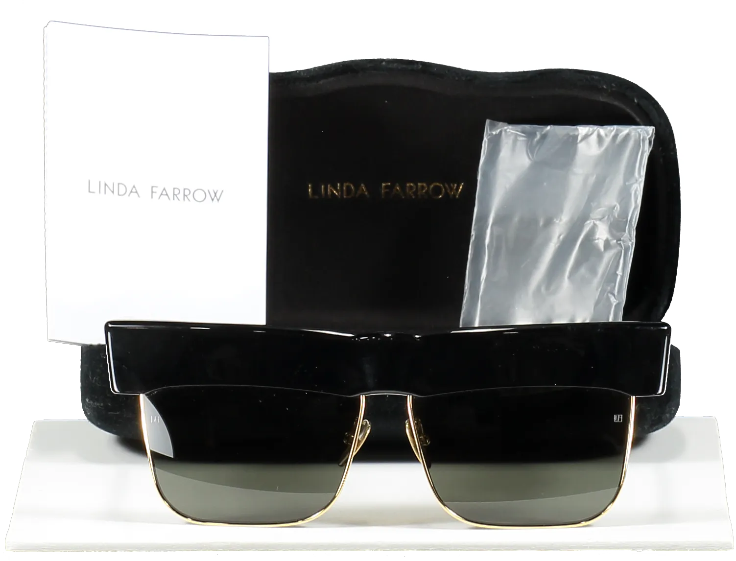 Linda Farrow Rosalie Oversized Sunglasses In Black in case