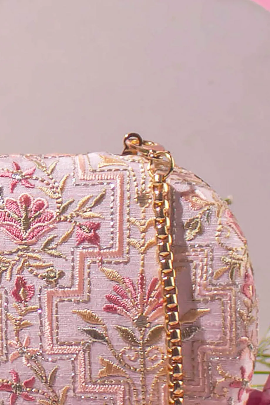 Mogra Capsule Clutch - Baby pink